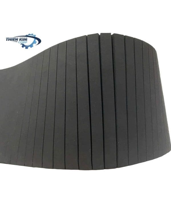 Băng tải PVC xanh, đắp xốp đen
