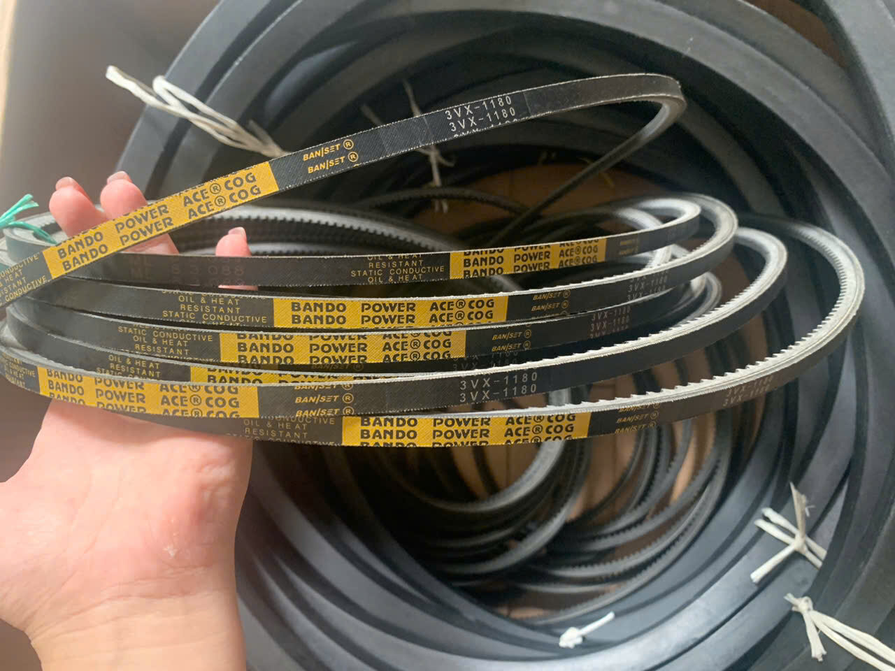 BANDO 3VX1180 Dây Curoa 3VX 1000 - Ảnh 1