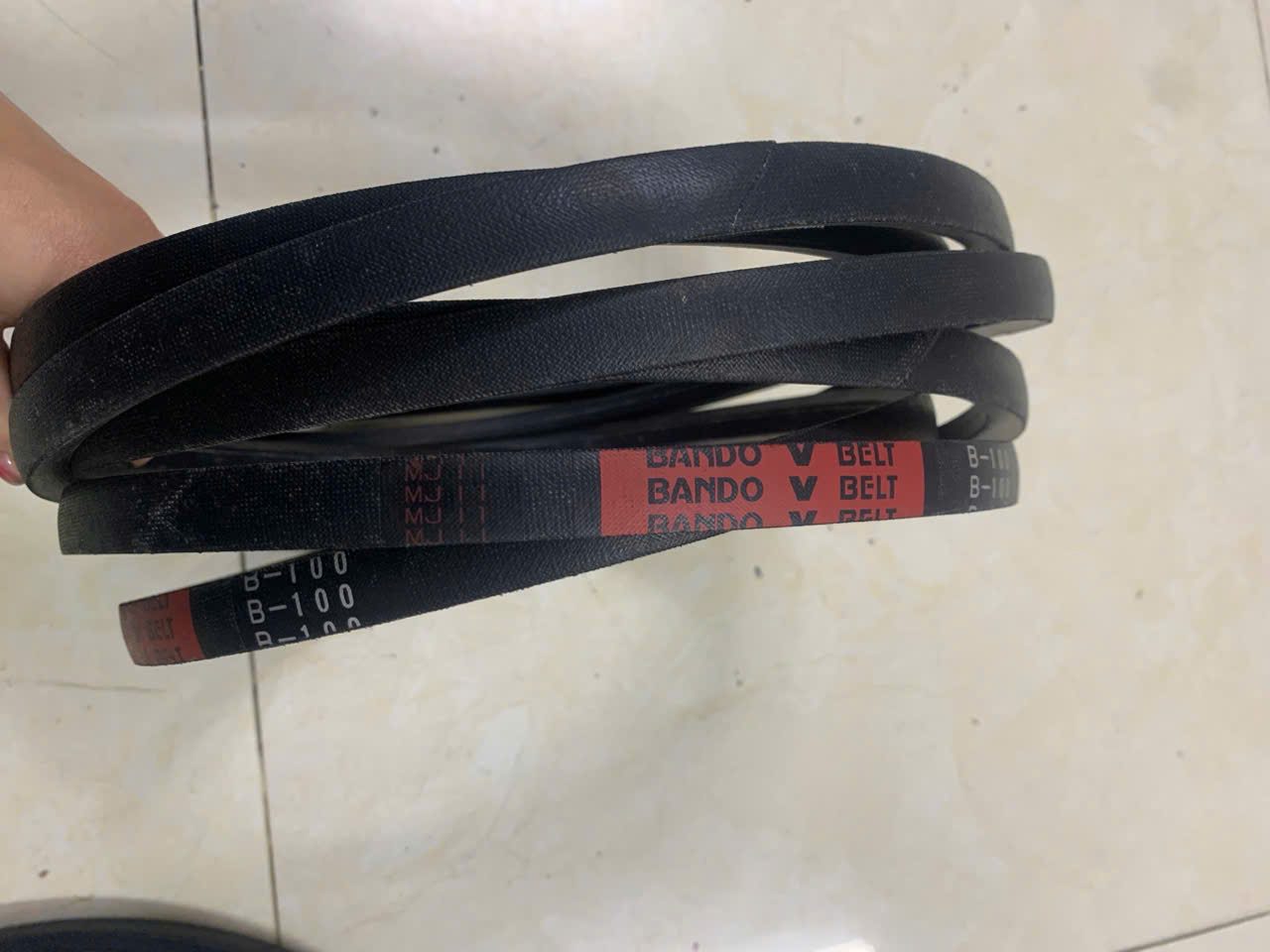 Dây curoa B100