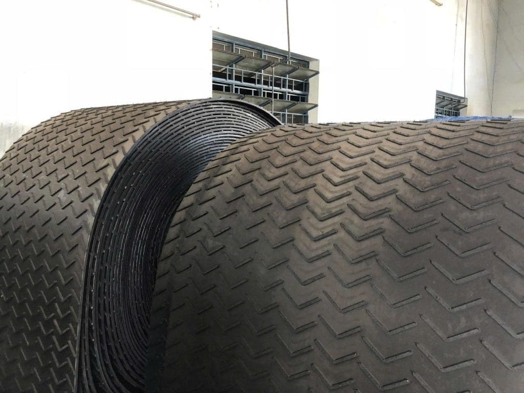 Băng tải cao su gân V B2000 EP200